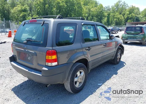 2004 Ford Escape Xls from USA, damaged, VIN 1FMYU92144DA13667